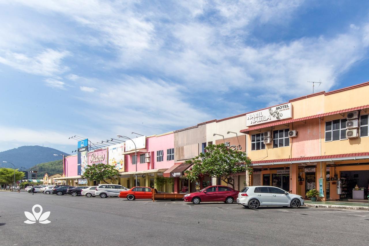 Nabil Nabila Motel Kuah Exterior photo